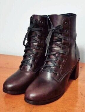 Thursday Boot Co Leather Heeled Lace Up Ankle Boots Plum Brown Size 6.5 EUC